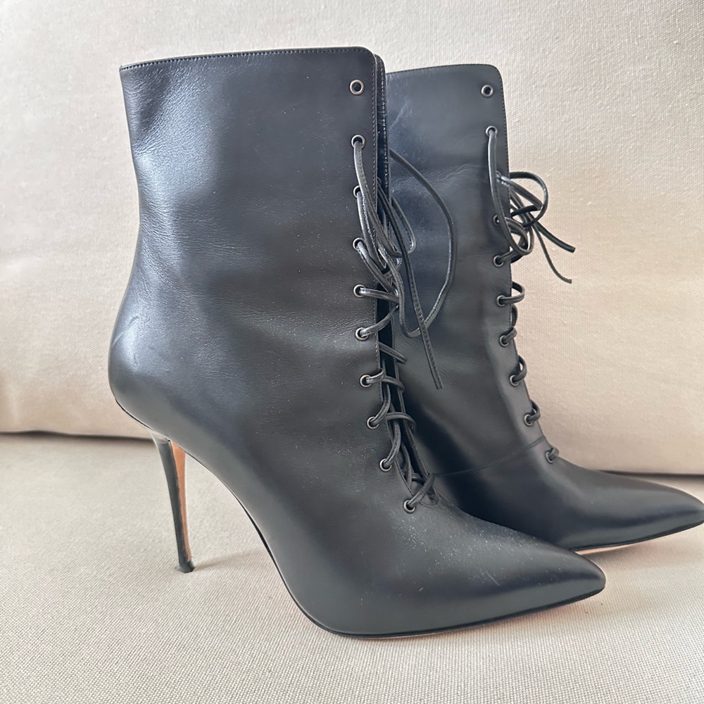 Manolo Blahnik Lace-Up Ankle Boots